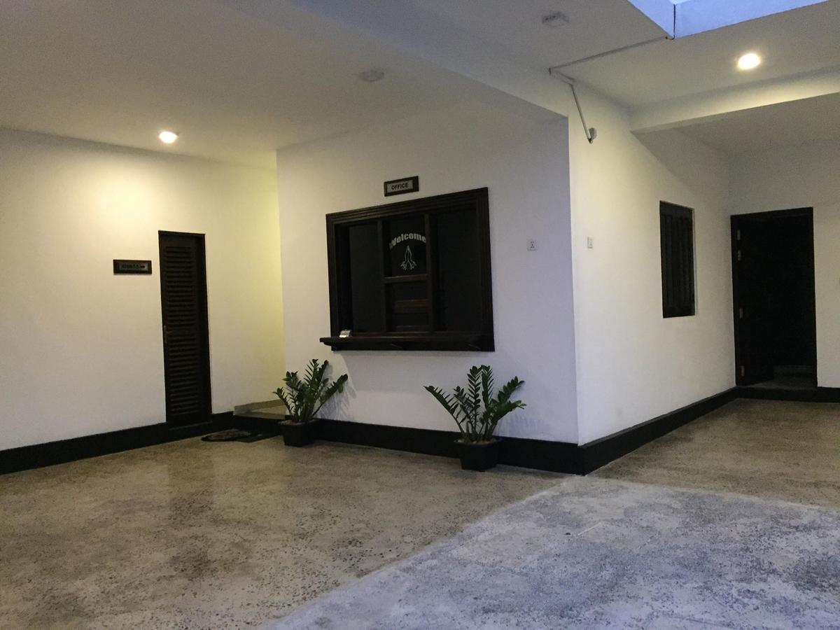 Us Motel Colombo Homagama Ngoại thất bức ảnh